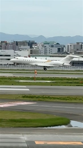 福岡空港 プライベートジェット？ ボンバルディア グローバル6000？ #福岡空港 #privatejet #bombardier #fukuoka
