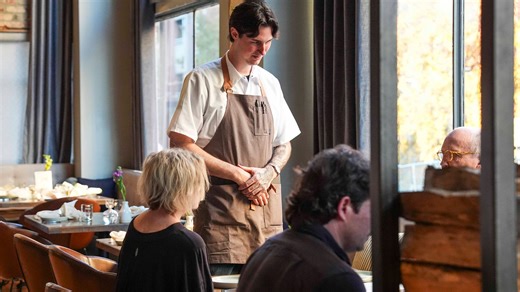 10 romantic Knoxville restaurants for Valentine's Day − start booking!