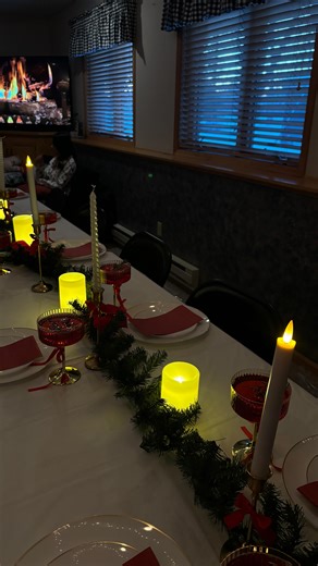 Prianna V. Lee on Instagram: "Please enjoy my little captions lol but happy Friday woot woot! I work remotely as a prior auth indexer while I’m getting my Bachelors in Healthcare Administration with a concentration in Health Information Management. What happened to Radiology Tech you may ask??!? 🫣 Simple answer? My heart wasn’t in it once I started clinicals so I made the last minute decision to still pour my heart into healthcare by being more on the business sides of things! It was scary but 