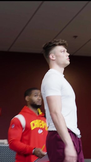 NFL Kicker's Impressive Vertical Jump for Scouts