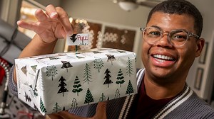 A fun and easy way to open gifts 🎁 #problemsolved | USA TODAY Video