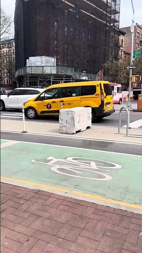 That is the New York ice cream truck playing pop goes the weasel