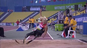 403K views · 3.3K reactions | “In order to get what you want you have to take risks!” Vanessa Low shares her philosophy on how to achieve greatness ahead of the Paralympic Games. What goal are you hoping to achieve next? #DareTo Watch the full Paralympic Athletes video here: https://www.facebook.com/allianz/videos/1185785911462285/ | Allianz | Facebook