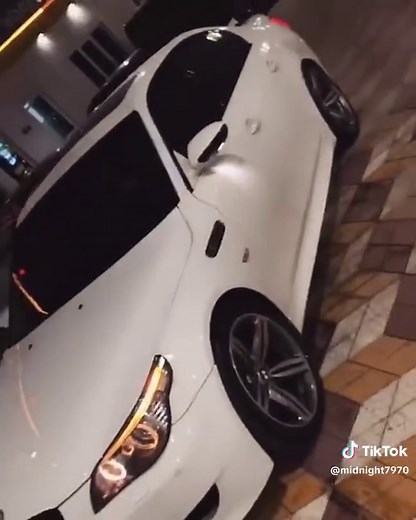 Exploring the BMW M5 E60: Performance and Illusions