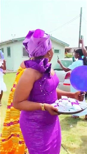 African wedding house dances are very beautiful. #africa #usa #indonesia #hadzabetribe