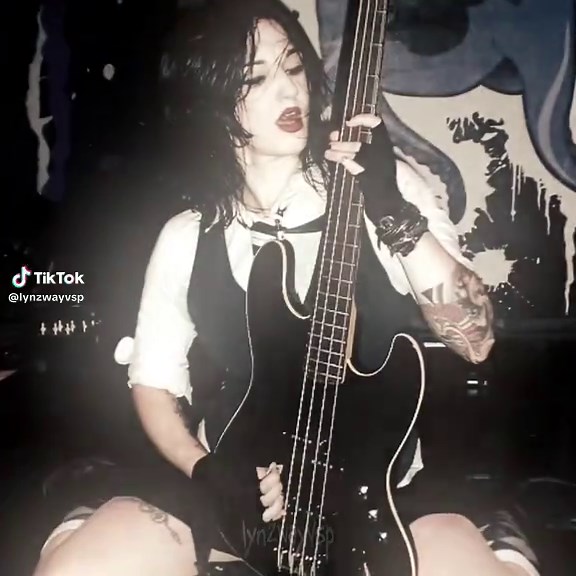 #LYNZ | hi guys i am alive!! ive been active but just haven’t had time to edit #lynzway#lynzwayedit#msi#mindlessselfindulgence