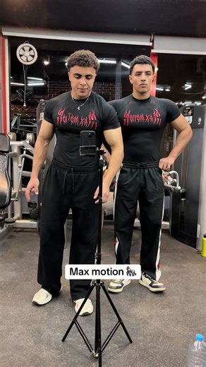 ‏Max motion compression🦍. #maxmotion