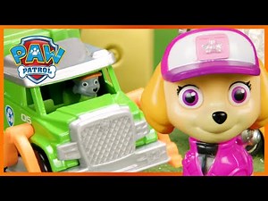 Big Truck Pups Rainbow Colorful Clean-Up 🌈- PAW Patrol - Toy Pretend Play Rescue for Kids