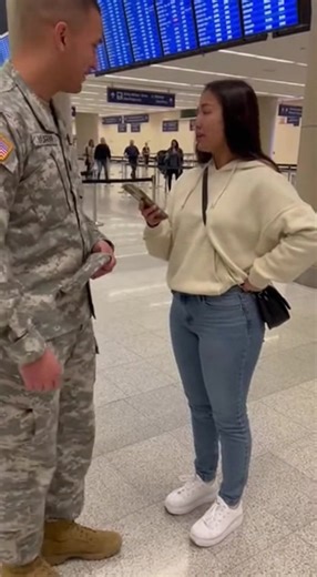 44K views · 1.3K reactions | Soldier surprise proposes to girlfriend on Air Port凉 #SoldierSurprise #WeddingSurprise #EmotionalMoment #MilitaryHomecoming #FamilyReunion #MilitaryReunion #WeddingDay #SurpriseEntry #TearsOfJoy #HeartTouching | Behind The Hug | Facebook