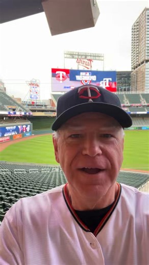 Didn’t know it was Retard night at the Twins game today! #MNTwins