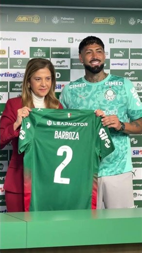 REFORÇO DE PESO! LEILA PEREIRA ENTREGA O MANTO A BARBOZA! 🟢👕