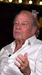 273K views · 6.5K reactions | "C'est ce qui contribue à la complicité dans un couple" Michel Leeb révèle le secret derrière 43 ans de vie commune avec sa femme à l'occasion de Parle-moi d'amour, sa dernière pièce au Théâtre de la Michodière ! Retrouvez l'interview Sur Scène Avec Michel Leeb sur la page Youtube En Privé Avec. #interview #michelleeb | Purepeople.com | Facebook