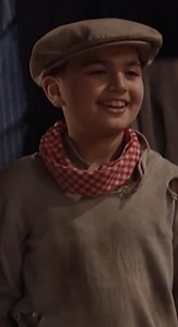 37K views · 379 reactions | Asha and Aadi serving full Annie energy - cobbles style! 藍 #CoronationStreet #Corrie #CorrieFans #CorrieMoments #Throwback #ThrowbackThursday | The Coronation Street Experience | Facebook