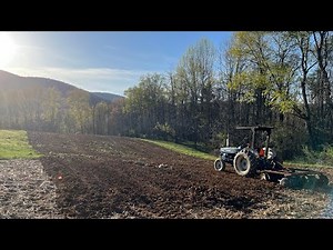 Cornfield Prep: Disking w/ Ford 3910