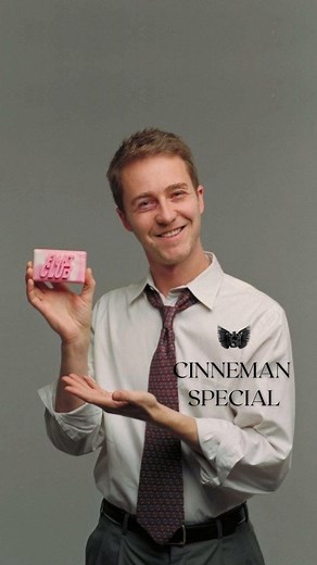 Brad Pitt - public service announcement (PSA). The other one! These PSAs cleverly inverted the anti-establishment tone of the film to engage with audiences in a humorous and memorable way. This approach not only highlighted the film’s themes of rebellion and identity but also effectively captured the attention of potential viewers by using the film's own narrative devices as a marketing tool. . . #cinneman #cinnemanrecommendations #movies #film #actors #fightclub #hollywood #acting #bradpitt #da