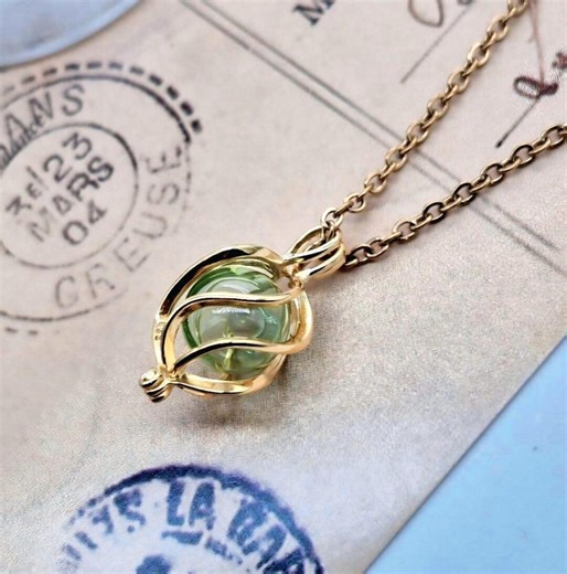 Gold Plated Sterling Silver Keepsake Locket | Urn Necklace, Cremation Ashes Jewelry, Memorial Urn Jewelry, Keepsakes for Women - Etsy Canada