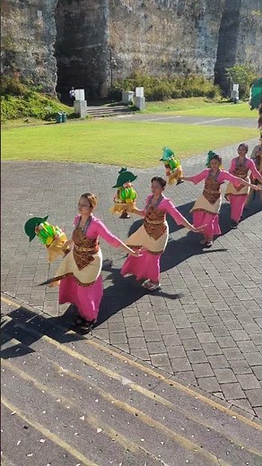 Bali Girls, Traditional Dance, Garuda Wisnu Kencana Cultural Park #culture #baliescape #balidance