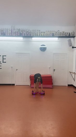 Last weekend we met the incredible @contortion_summer at @starzfusion competition. After being totally inspired by her acro solo and taught how @dancer_milliereidyxx showed us this tonight🤣💪🏼❤️✨ | The Dance Place - Blackpool