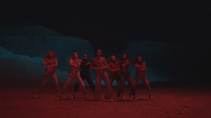 DHLIUT video is LIVEEEEE🔥 We shot it through the night in a freezing cold quarry in Copenhagen last month. I wanted to push myself to do something I would never expect myself to do and I really loved it, I’ve never been a dancer and never will be but I urge all of you to try something out of your comfort zone and challenge yourself to try something new as it’s so rewarding. Thank you to the amazing dancers, choreographer, director Nadia Otzen, Toni Blaze, Virginie Moreira for helping me bring o