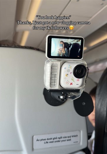 New Vlogging Camera for My 1K Followers