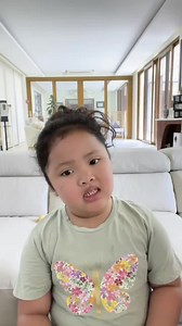 A few days ago, Tali started singing this song. She slowly started to sing the lyrics but i didn't pay attention since this girl likes to sing songs in different languages 😂 then last friday, i heard the lyrics LOUD and CLEAR and i instantly had to stop what i was doing. This song that she's been singing is about our Lord! Oh my eyes started to get wet and i couldn't help but feel humbled! Oh dear God, Your love is definitely shining through this little girl! Thank you for making your presence 