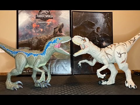 RUSHERSTOYS Jurassic World Dominion Super Colossal Review Atrociraptor and Velociraptor Blue 4K