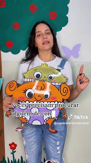 Fifi e Pipo: Aprendendo sobre o corpo e segurança