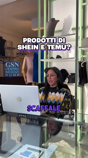 Comprare da shein e temu per l'arredamento? GSN centro negozi Roma 📍Via Lodovico Pavoni107 A Per maggiori informazioni visita il nostro sito al link in bio☝🏻 🚛Spedizioni in tutta italia info e preventivi 348.0176931 📲 info@vetrine.it agenzia: @in.stantanea #arredamentointerni #arredamentonegozi #negozio #negozi #visual #arredamento #arredo #esposizione #vetrina #vetrine#ristrutturazione #ristrutturare