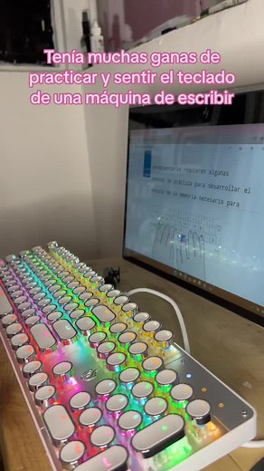 Sigo practicando mi mecanografía #keyboardlovers #typing #typingasmr #mecanografia #typingpractice #typingclub #typingtips #keyboardasmr #mecanografiagratis #fyp #fypシ