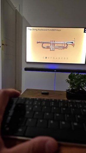 23465433332 sök på Youtube play using keyboard