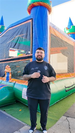 Bouncing Angels on Instagram: "Commercial grade inflatables for Holiday decoration, now that’s a flex! I’m sure this house is the popular one in their neighborhood right now!😅🤩🔥#explorepage #holidaydecor #holidaydecorations #christmaslights #holidaycheer #tistheseason #happyholidays"