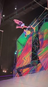 Nate ha activado su modo 🌪 ! Mystère by Cirque du Soleil 🤸 @nate__dee, @jamicoro, @pneumaticarts | Cirque du Soleil Latinoamérica