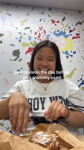 SHIPPY 💌 on Instagram: "stay till the end of this video if you want to learn about the anatomy of the tongue 😀😝😁 also if you can’t tell by this video, i think im about to absolutely LOSE IT 🫠 exam tomorrow send help plz 🙏 #anatomy #examrevision #anatomyexam #anatomylesson #tongue"