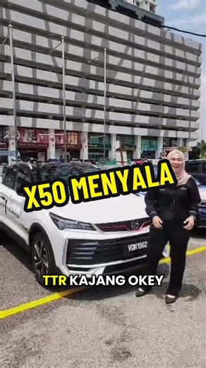 ABAIKAN SUARA MENJERIT MCM CIKGU DISIPLIN TU 🤣 Yes guys paling nimble and agile bak kata orang Jawa si X50 ni dahlah power harga mampu milik 🎉 Jom isi beg biru kita bantu deliver 😇#hiproton #protonraya #x50