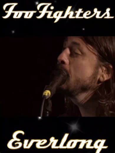 Such an amazing performance of Everlong by Dave Grohl of @Foo Fighters at @Wembley Stadium #FooFighters #Everlong #DaveGrohl #wembley
