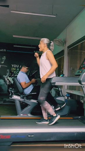 1.5M views · 75K reactions | Jhanjhariya on Treadmill ❤️ #fbreels #facebookreels #viewers #video #reels #neerusaini #dance #workout #passionate Courtesy Krishna Rawani | Neeru Saini | Facebook