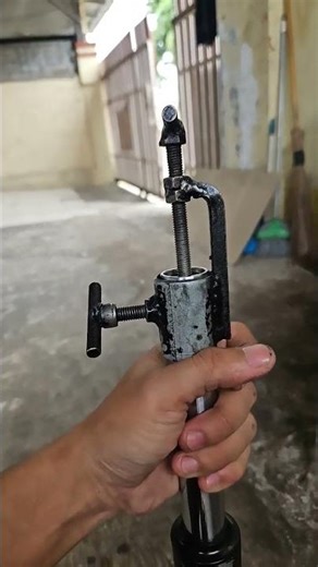 Front shock absorber service, can be serviced yourself at home