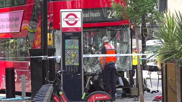 Victoria station bus crash