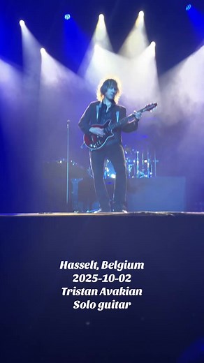 Tristan Avakian: Solo Guitar Performance in Hasselt