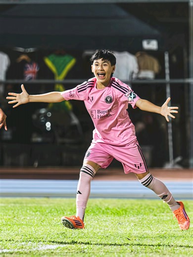 Pertandingan Menegangkan: Kasihan pada Roger Llaurado