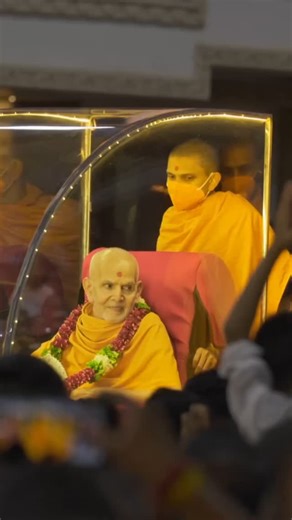 @mahant_krupa on Instagram: "મુને પ્રગટ મળ્યા....#mahantswamimaharaj #guruharidarshan #guruhari #bapsswaminarayansanstha #bapsvideos #bapsmandir #bapsphotos #bapsmedia #bapsmotivation #mahantkrupa #mahant_krupa #bapsbharuch"