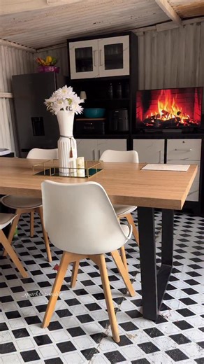 Sparkle Zandile on Instagram: "Table , Chairs & Sofa all from @decofurnsa , use my disc code SPARKLE. 🌸💋 #fyp #housetours #trendingreels #explorepage #contentcreator"