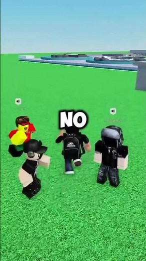 Fake lag prank on Roblox voice chat 😭 #roblox