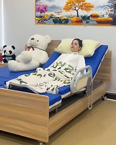 Check out this remote control smart bed 😯 | DIY Panda