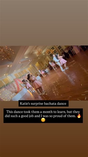 We do An amazing beautiful choreography😍👑 on Instagram: "I will be posting some of my favorite pieces throughout my quinceaeras of 2025 as we approach the end of the year☺️😎🔥💪🏽"