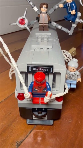 Lego Sider-Man vs. Doc Ock Subway Scene