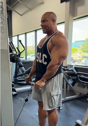 Phil Heath's Ultimate Gym Workout Tips 💪🏽