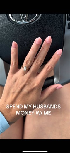 Getting my nails done for the first time in almost 3 years 🥰 #fyp #viral #trending #beauty #nails #nailsoftiktok #nailsartvideos