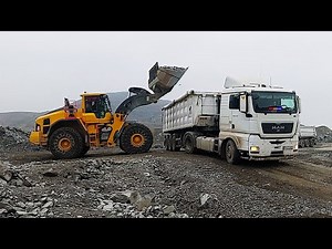 Wheel loader working/Loading Dump truck/Volvo l260h/ loader video-heavy & mini machine