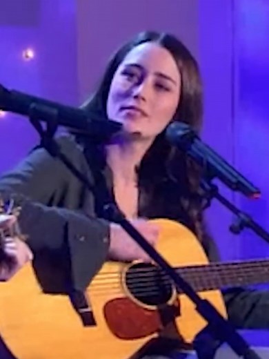 Marie Espinosa & Quentin Bachelet - Emmanuelle